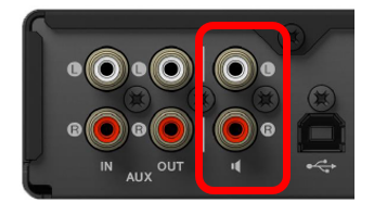 ¿Puedo usar RM-CR con amplificadores y altavoces que no sean VXL1-16P (altavoz habilitado para PoE)?
