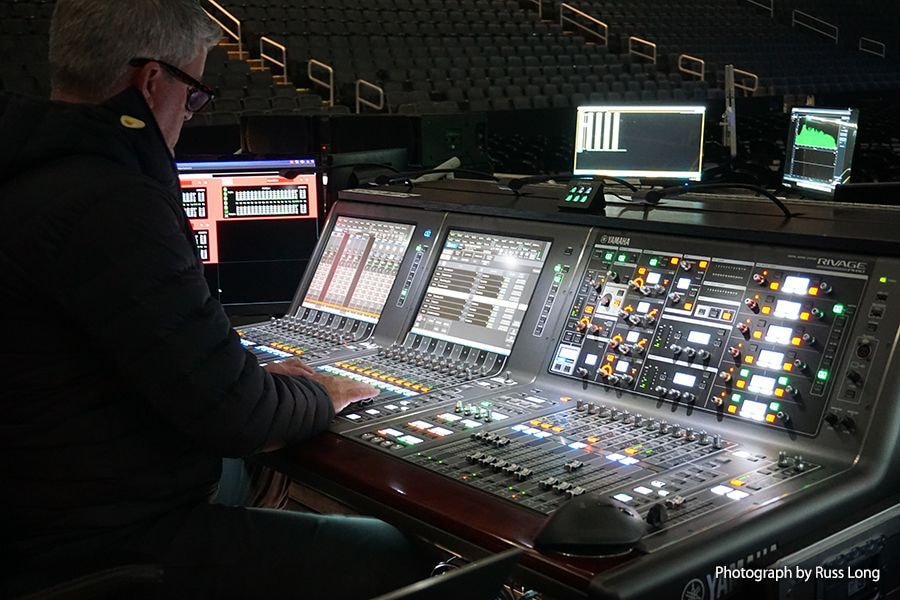 Su experiencia como ingeniero de sonido de Paul Simon
