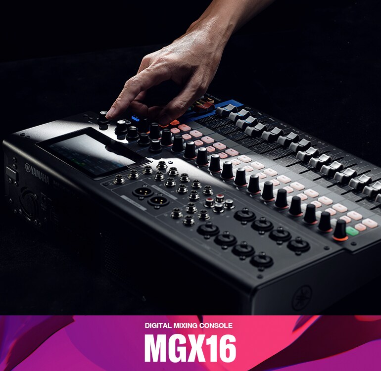 Consola de mezcla digital de 22 canales Yamaha MGX16