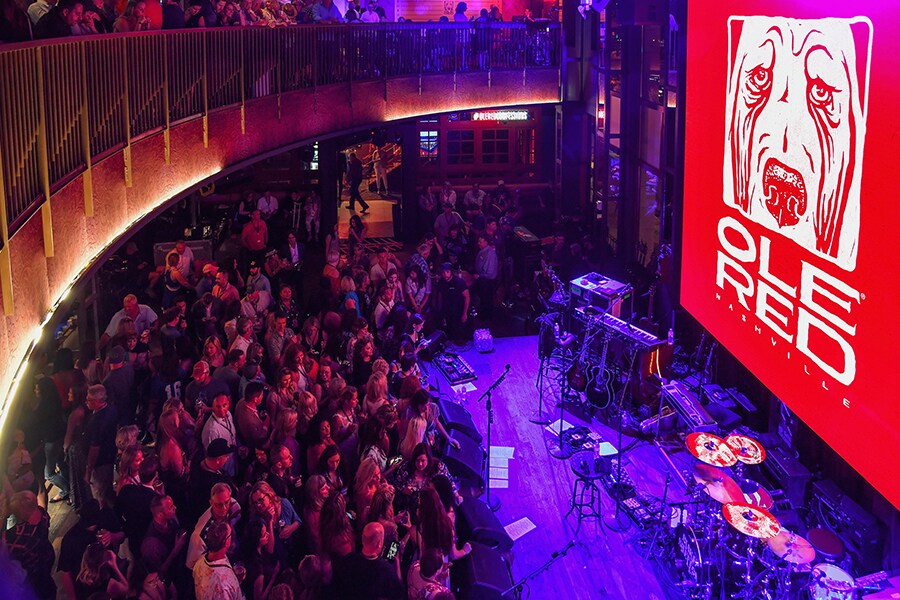 Imagen: Escenario principal y mezzanine. Cortesía de Opry Entertainment Group